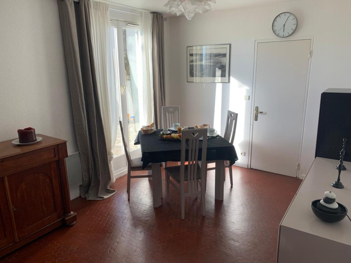 Bed and Breakfast Les Terrasses Des Gardies Pignan Экстерьер фото