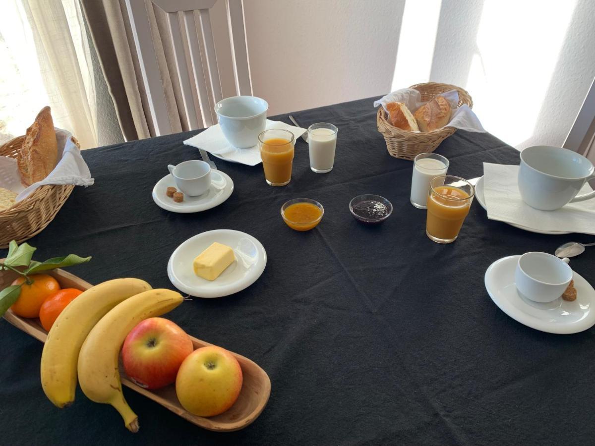 Bed and Breakfast Les Terrasses Des Gardies Pignan Экстерьер фото