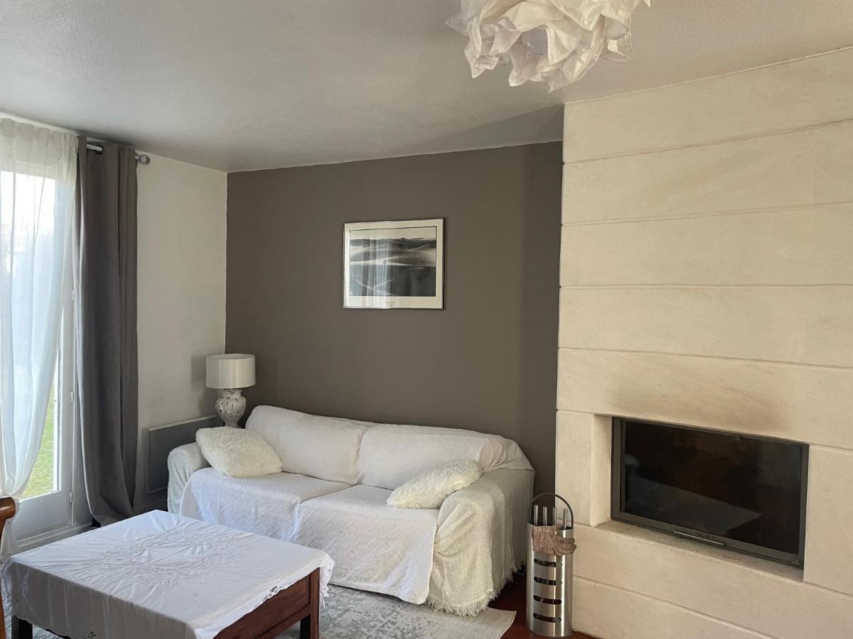 Bed and Breakfast Les Terrasses Des Gardies Pignan Экстерьер фото