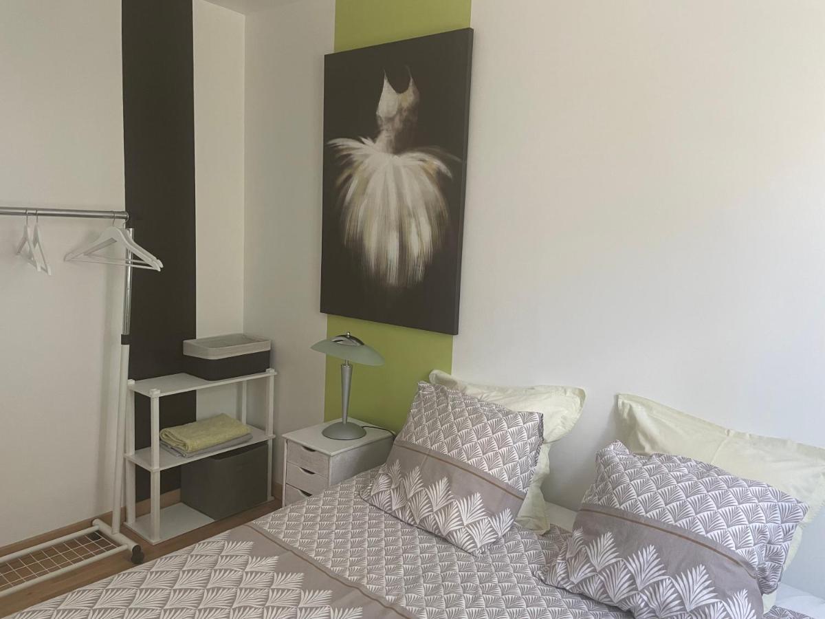 Bed and Breakfast Les Terrasses Des Gardies Pignan Экстерьер фото