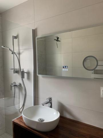 Bed and Breakfast Les Terrasses Des Gardies Pignan Экстерьер фото